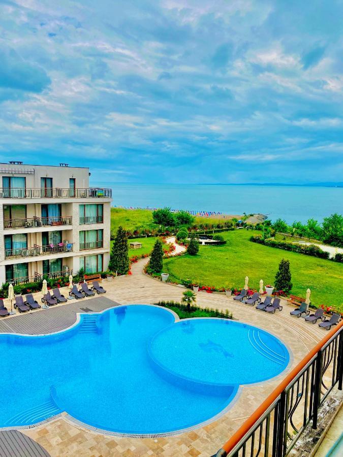 Diamond Apartment №1 - Relax Holiday Views Sea And Pool ブルガス エクステリア 写真